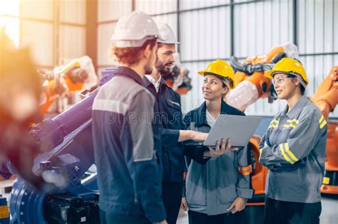 Engineering Industry 的图像结果