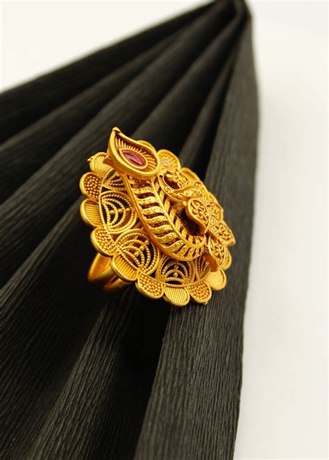 OPULENT PEAFOWL MATTE RING – Sonchafa