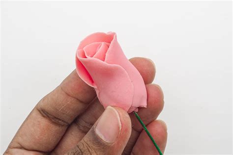 Image result for Roses Using Gum Paste Tutorial