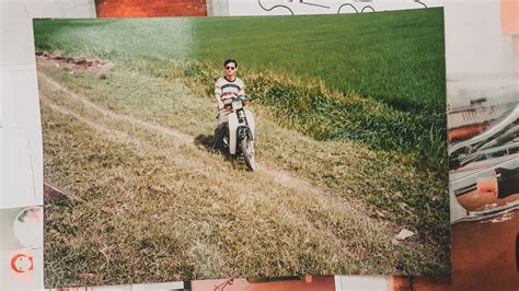 He followed his dad’s 1980s cycle ride to Australia — and recreated the photos frame by frame | CNN