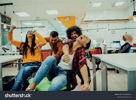 Work Fun 的图像结果