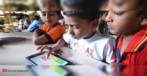 Haryana govt to distribute tabs to 25k school students on May 5 ...