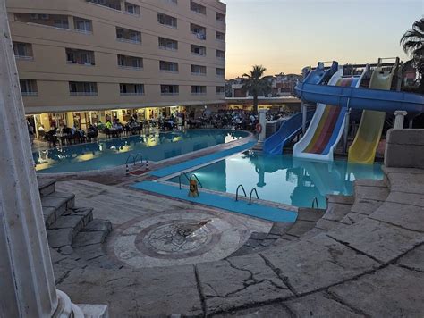 ESRA FAMILY SUIT HOTEL - DIDIM, ALTINKUM - Apartment Reviews, Photos ...