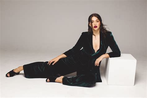 Models Photoshoots 的图像结果