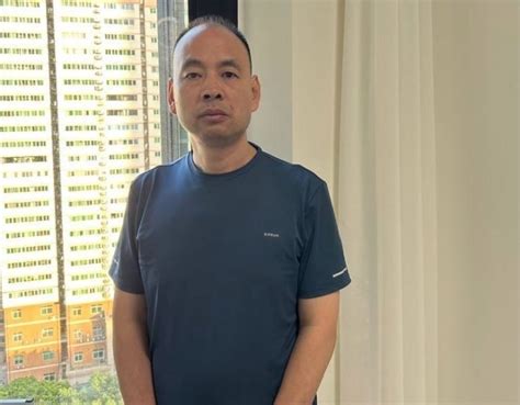 卢思位实名举报四川成都四名高官：复议被搁置、诉讼立案遭阻，自由长期受限