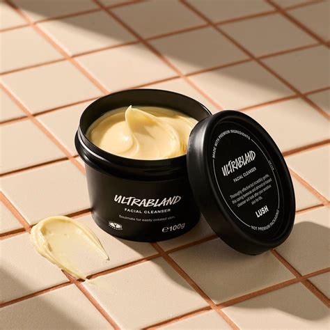 Ultrabland Face Cleanser – LUSH