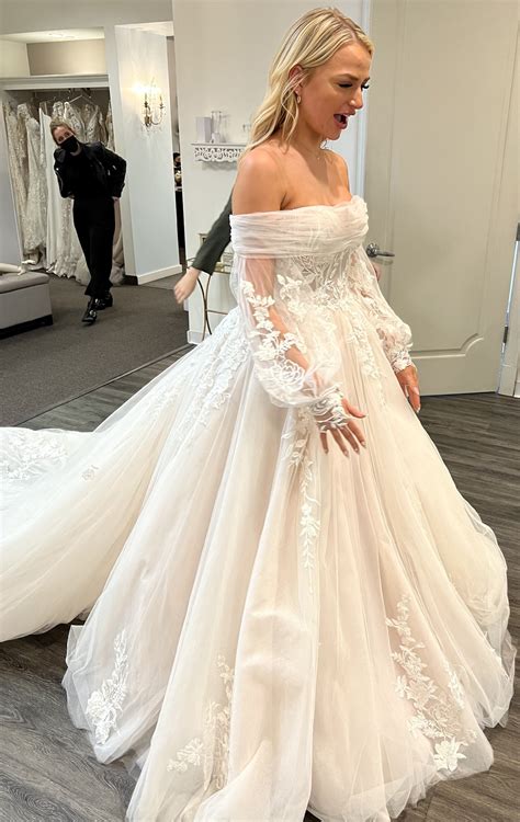 Martina Liana New Wedding Dress Save 31% - Stillwhite