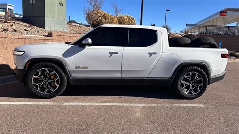 Bought a used R1T Quad | Rivian Forum - R1T R1S R2 R3 News, Specs, Models, RIVN Stock ...