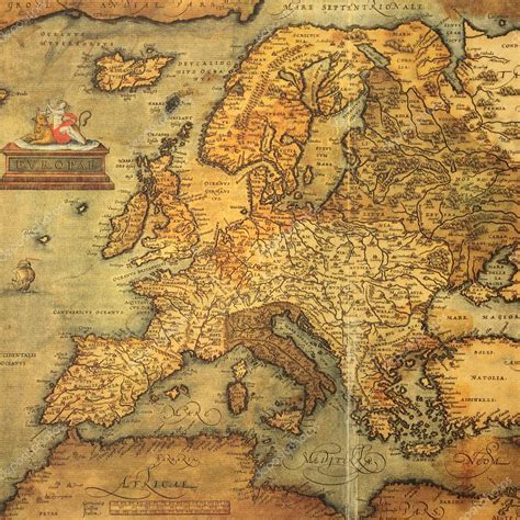 Reproducción del mapa de Europa del siglo XVI grabado y coloreado: fotografía de stock ...