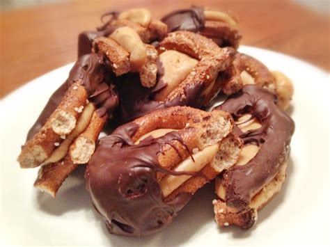 Peanut Butter Pretzel Bites – “Healthy” style :) | A,B,C,Vegan