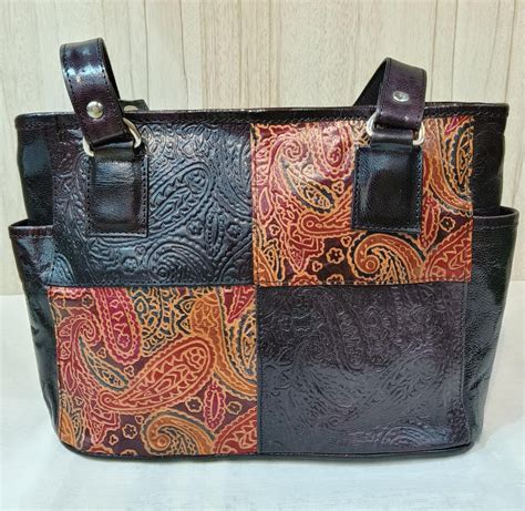 Shantiniketan Leather hand bag