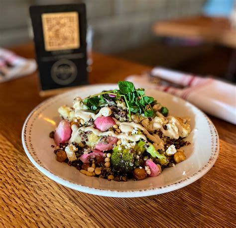 Dining Guide: Tēla Bar + Kitchen — Edible Ohio Valley