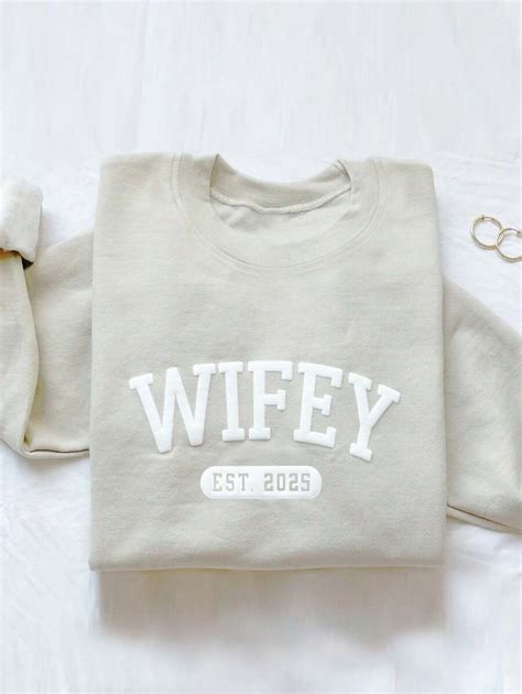 INAWLY Personalized Wife Sweatshirt, Wedding Gift, Bride Gift, Unique ...