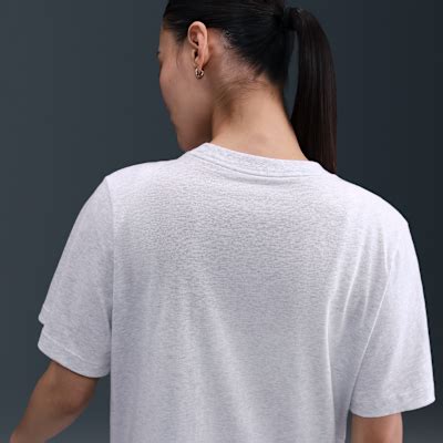 Nike Sportswear Women's Loose T-Shirt. Nike IN