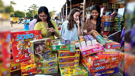 Green Crackers: ಹಸಿರು ಪಟಾಕಿಯನ್ನು ಪತ್ತೆ ಹಚ್ಚುವುದು ಹೇಗೆ?; ಸರ್ಕಾರ ನೀಡಿದ ...