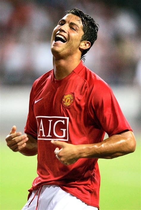 Cristiano Ronaldo on Man Utd in 2007. | Cristiano ronaldo, Ronaldo ...