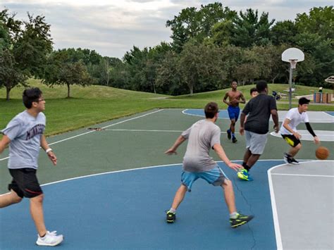 Mounds View, MN Basketball Court: Silver View Park – Courts of the World