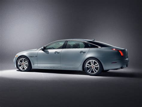 JAGUAR XJ Specs, Performance & Photos - 2012, 2013, 2014, 2015, 2016, 2017, 2018, 2019 ...