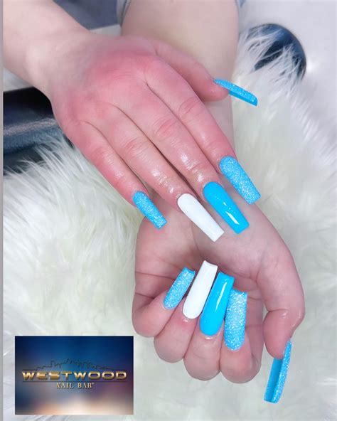 Westwood Nail Bar Offers Dip Powder Nails in Westwood, MA 02090