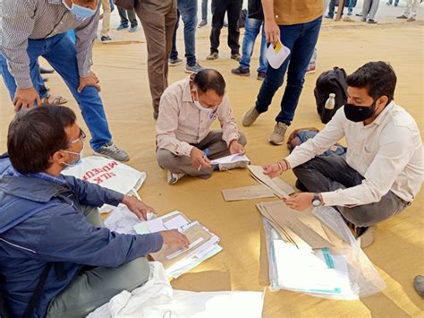 Sending EVM machines to polling stations for municipal elections, tight ...