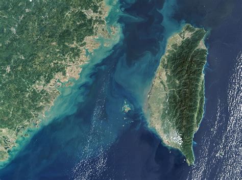 台湾海峡（中国大陆与台湾岛之间的海峡）_百度百科