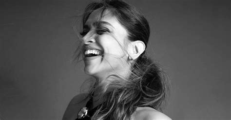 7 Hair Care Tips for Women Who Tie Hair Daily