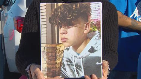 Fort Worth teen killed in apparent hit-and-run crash | wfaa.com