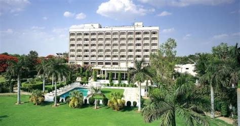 Agra Getaway: Taj View Hotel - Book Your Stay Now!