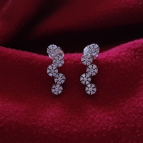 Single Line Diamond Necklace – Nia