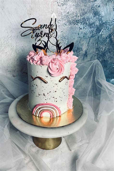 Unicron Theme Cake – Sara's Cake Artistry