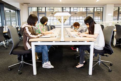 國立清華大學圖書館虛擬導覽