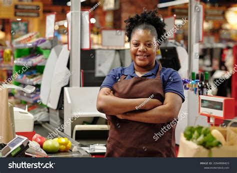 Shop Assistant 的图像结果