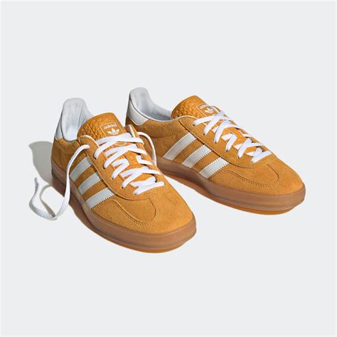 adidas Originals Gazelle Indoor W (Orange Peel/Cloud White/Gold ...