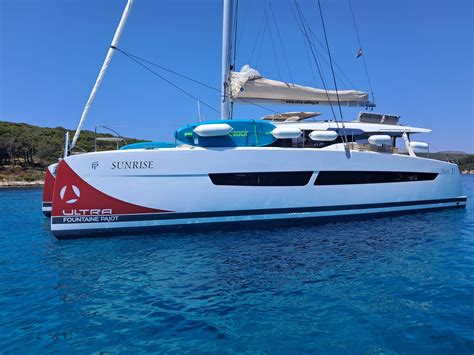 Rabljeni katamaran - Fountaine Pajot Ultra Hrvatska