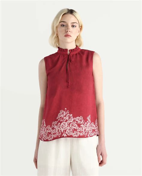 Rareism Women's Elfin Red Polyester Sleeveless Mandarin Collar Regular