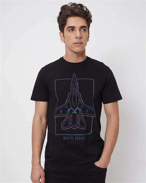 Buy Black Graphic Plainslim Fit Casual T-shirt Online at Muftijeans