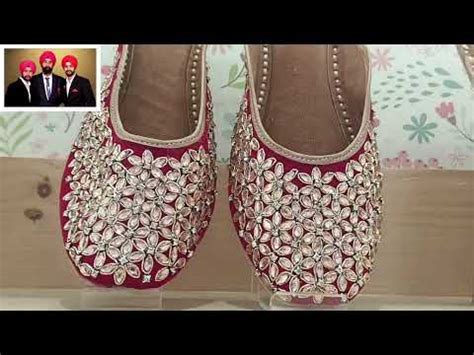 Women's Phulkari Dupatta and Juttis for Women Manufacturer | Saluja ...