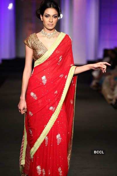 Sucheta Sharma flaunts a creation by designers Meera and Muzaffar Ali ...