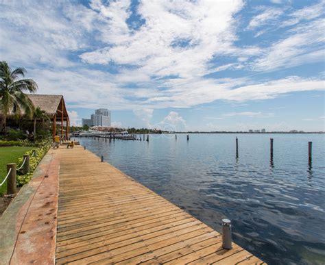 Beautiful Real Inn Cancun - Review of Real Inn Cancun, Cancun - Tripadvisor