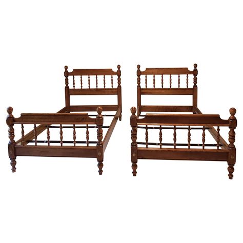 Ethan Allen Maple Spindle Twin Beds Frames, circa 1980s at 1stDibs ...
