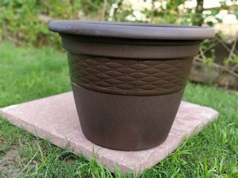 Metal Planters - Round Large Planter Manufacturer from Loni