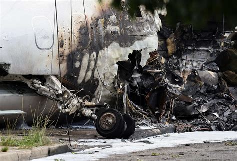 Passenger plane flying from Azerbaijan to Russia crashes in Kazakhstan ...