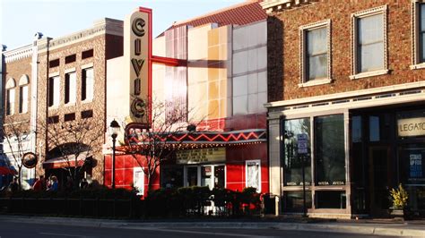 The Best of Both Worlds at the Farmington Civic Theater – Oakland County Blog