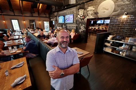 SoCo Tavern opens in Fairhaven with South-Coast-inspired menu