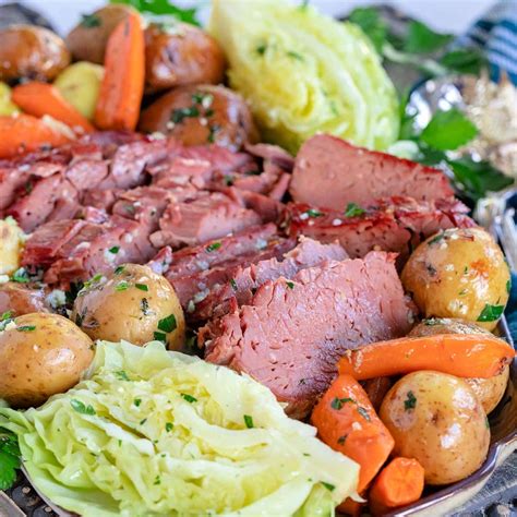 Slow Cooker Corned Beef and Cabbage | Recipe Cart | Recipe Cart