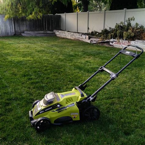 Il Miglior Tagliaerba a Batteria 2020: Quale acquistare