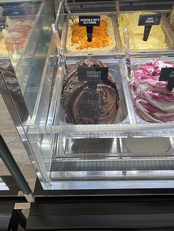 LUCCIANO'S ROMA, Rome - Restaurant Reviews, Phone Number & Photos ...
