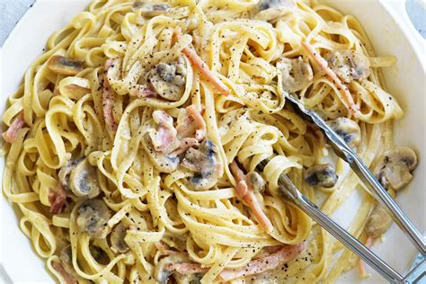 Pasta Carbonara With Bacon Pasta Carbonara