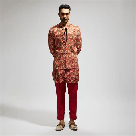 Shop Bandhgala Suit For Men Online 2025 – SVA Couture