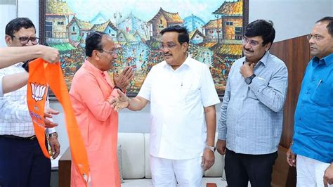 Of Fake Signatures, Missing Candidates & Alleged Treachery: How Surat ...